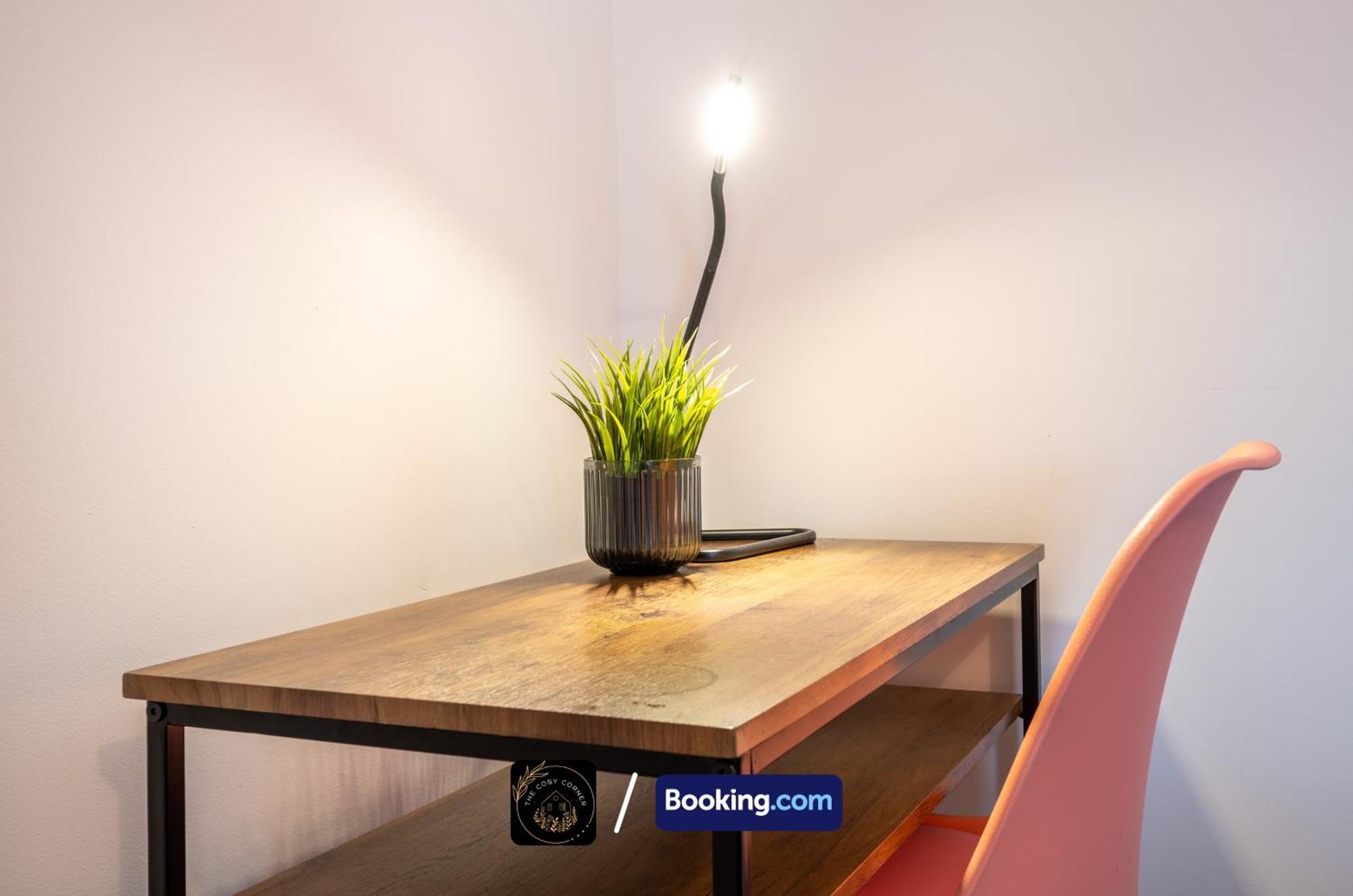 Apartmán Cosy 3-Bed House, Garden & Free Parking In Stretford Manchester Exteriér fotografie