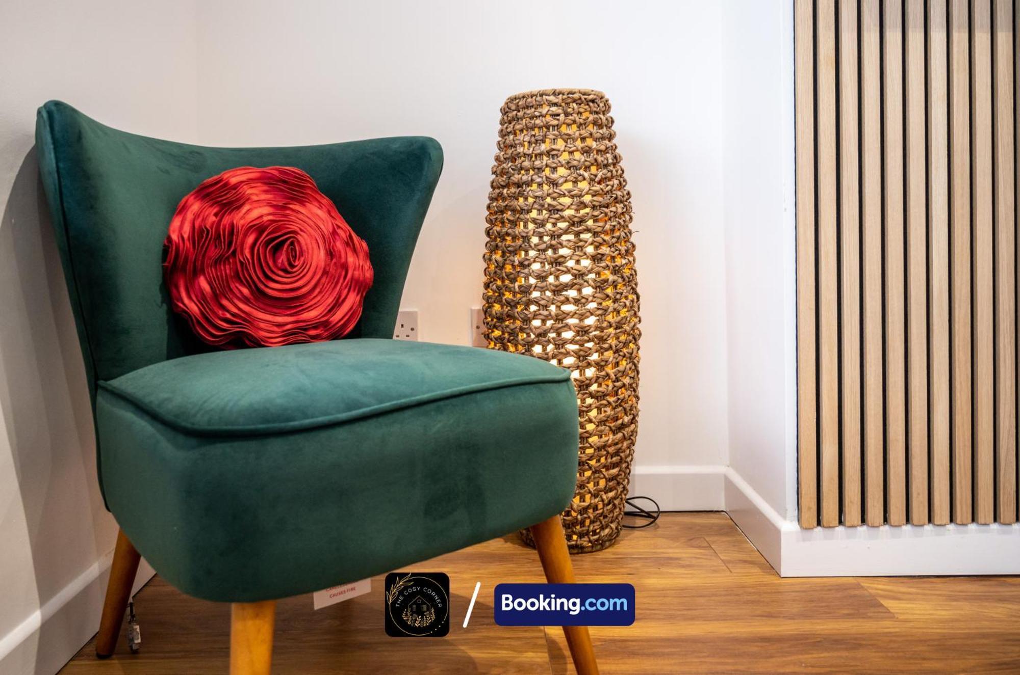 Apartmán Cosy 3-Bed House, Garden & Free Parking In Stretford Manchester Exteriér fotografie