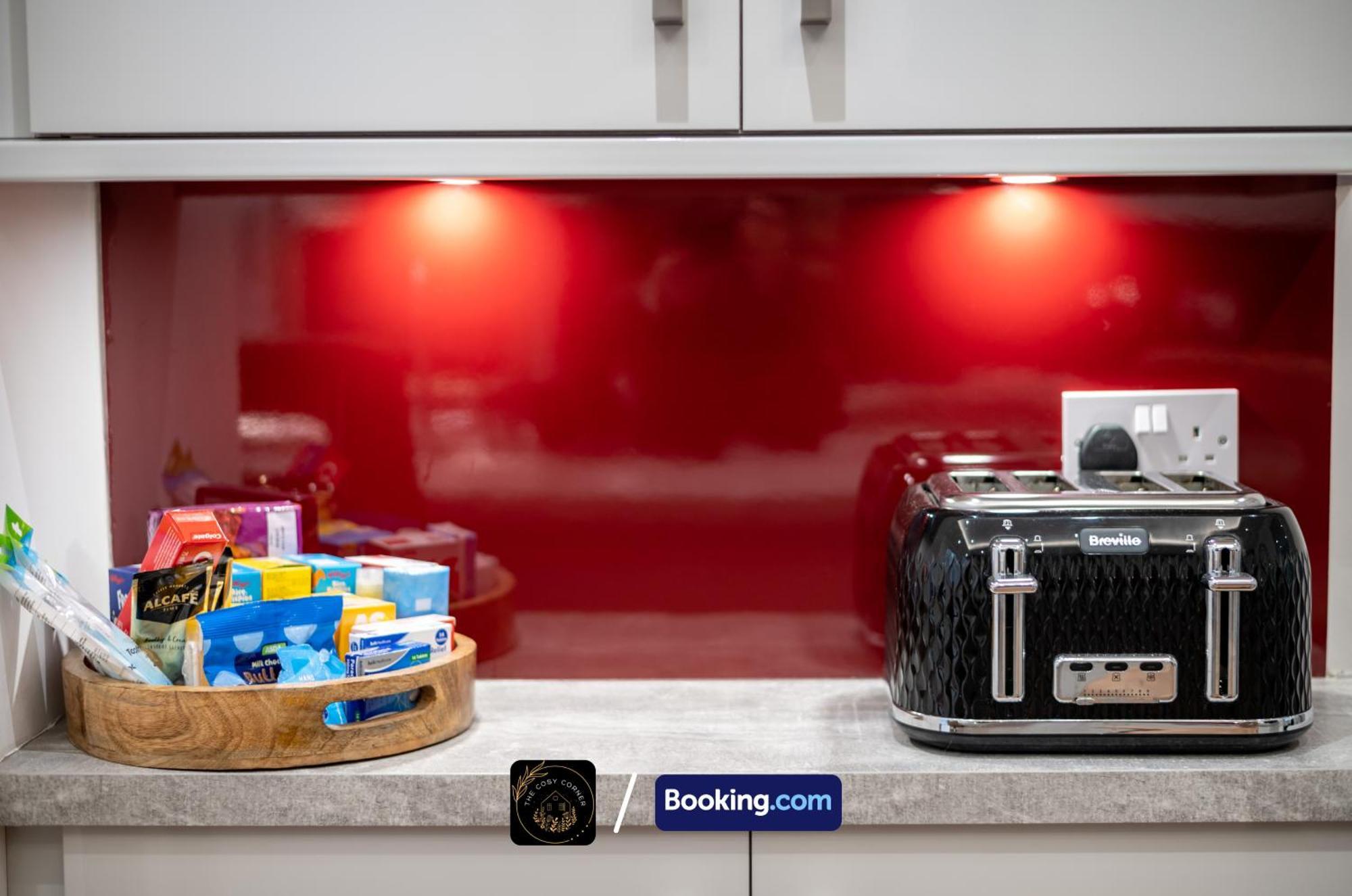 Apartmán Cosy 3-Bed House, Garden & Free Parking In Stretford Manchester Exteriér fotografie