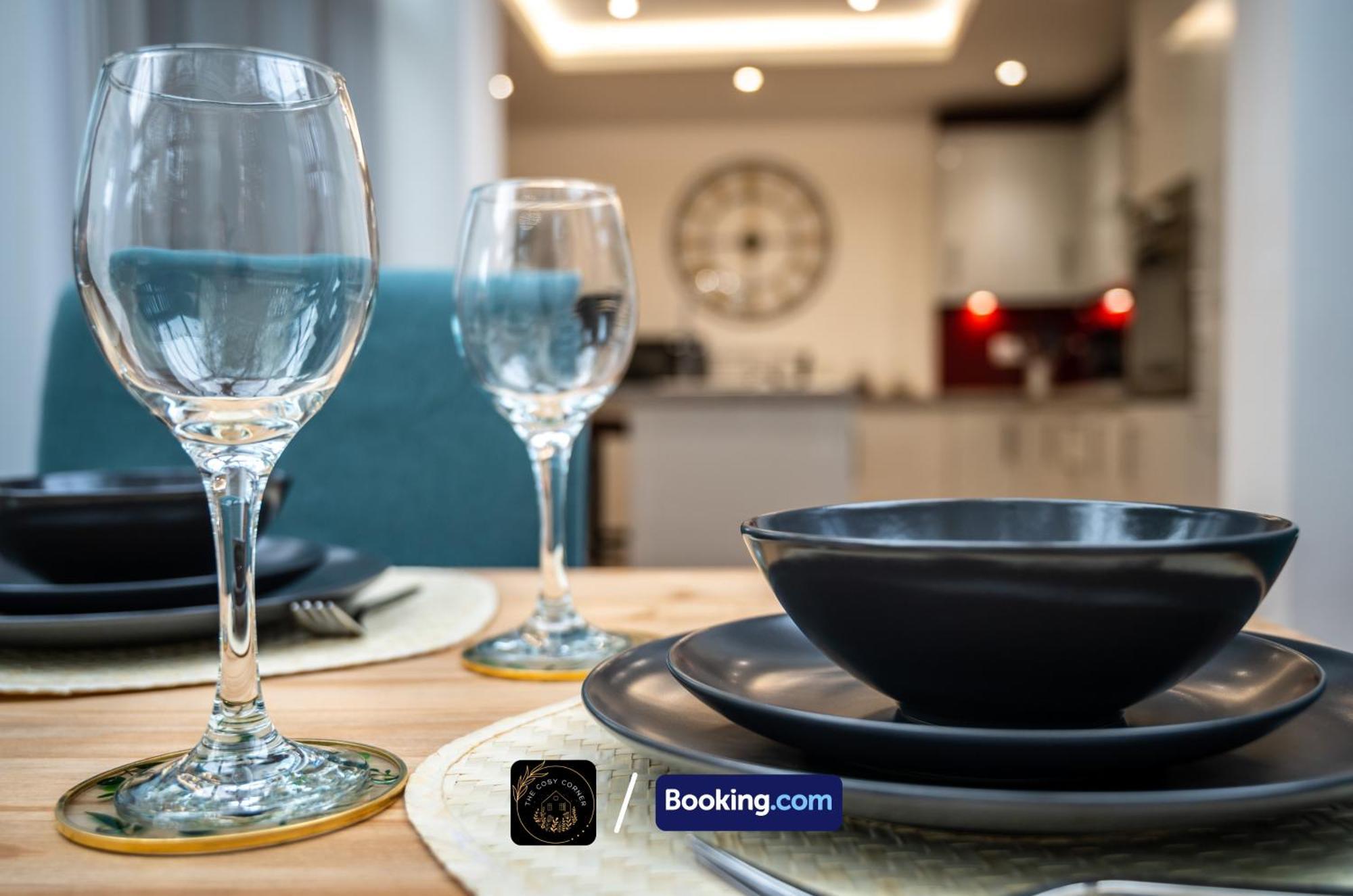 Apartmán Cosy 3-Bed House, Garden & Free Parking In Stretford Manchester Exteriér fotografie