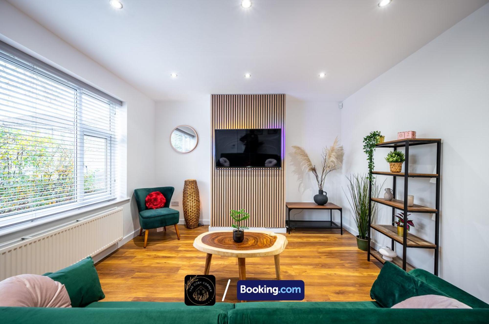 Apartmán Cosy 3-Bed House, Garden & Free Parking In Stretford Manchester Exteriér fotografie